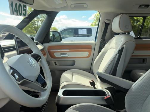 Cabana Blue Metallic - Candy White 2025 Volkswagen ID. Buzz 1st Edition