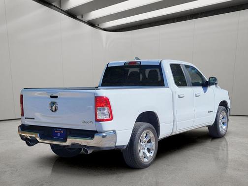Bright White Clearcoat 2022 RAM 1500 Big Horn