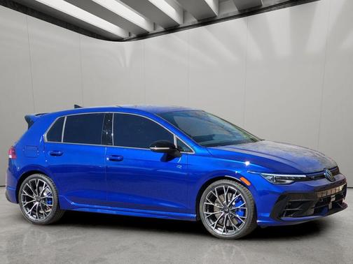 Lapiz Blue Metallic 2026 Volkswagen Golf R 2.0T