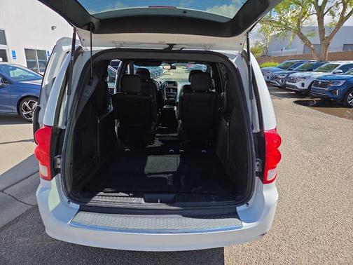 Bright White Clearcoat 2015 Dodge Grand Caravan R/T