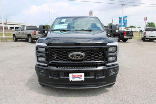 Agate Black Metallic 2026 Ford F-250 Lariat