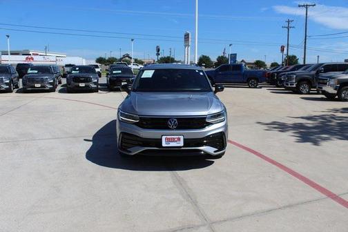 2024 Volkswagen Tiguan 2.0T SE R-Line Black