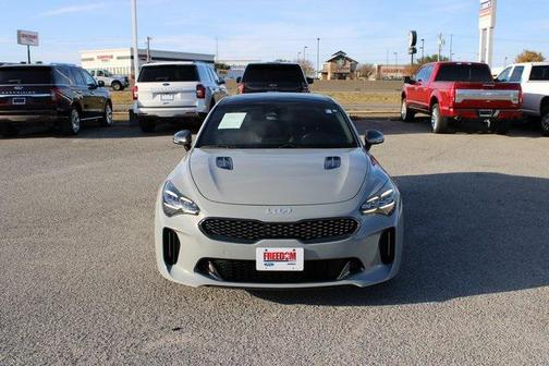 2022 Kia Stinger GT-Line