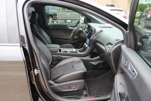 2023 Ford Edge ST