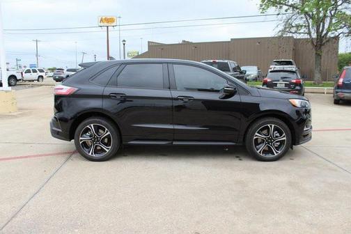 2023 Ford Edge ST