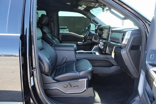 2024 Ford F-350 Platinum