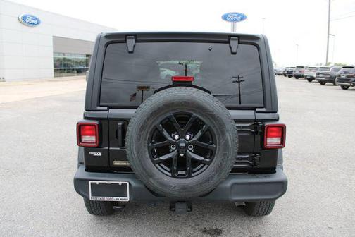 2023 Jeep Wrangler 4-Door Freedom 4x4