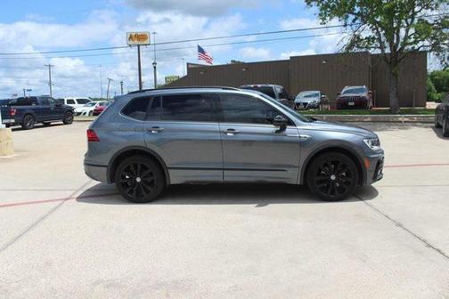 2021 Volkswagen Tiguan 2.0T SE R-Line Black 4MOTION