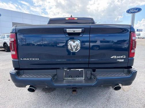 Patriot Blue Pearlcoat 2020 RAM 1500 LIMITED