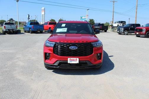 2025 Ford Explorer ST-Line