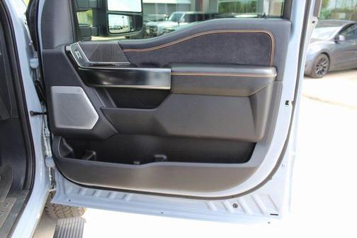 2024 Ford F-250 Platinum