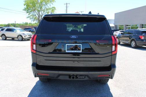 Agate Black Metallic 2026 Ford Expedition Tremor