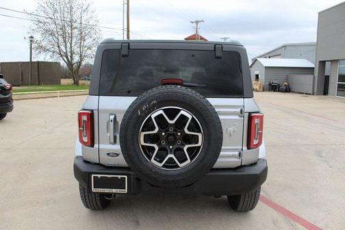 2024 Ford Bronco Outer Banks