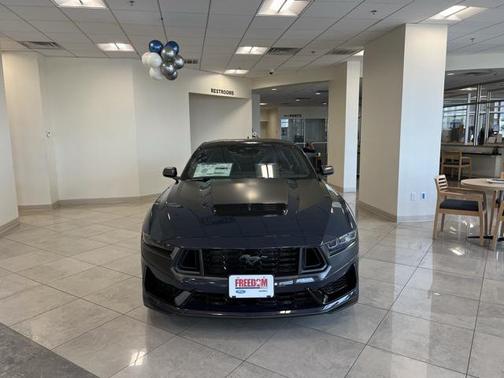 2025 Ford Mustang Dark Horse Fastback