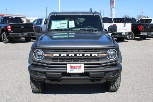 Carbonized Gray Metallic 2026 Ford Bronco Big Bend