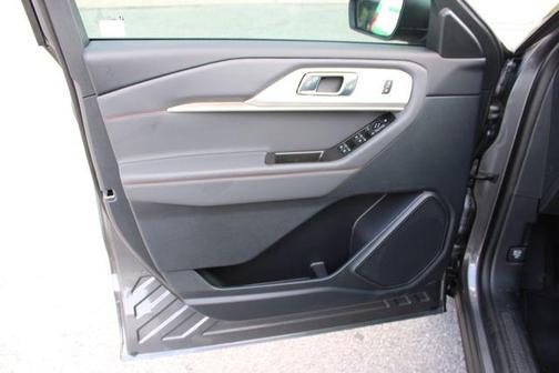 Carbonized Gray Metallic 2026 Ford Explorer Active