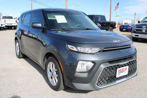 2022 Kia Soul LX