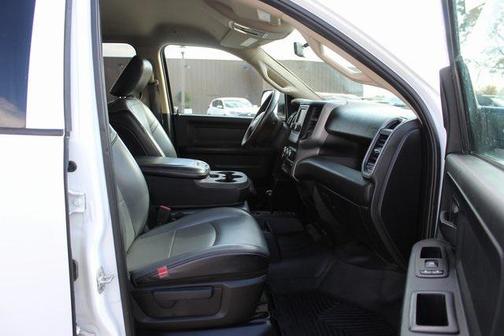 2020 RAM 2500 Tradesman Crew Cab 4X4 8' Box