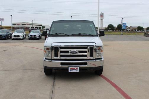 2014 Ford E350 Super Duty XLT