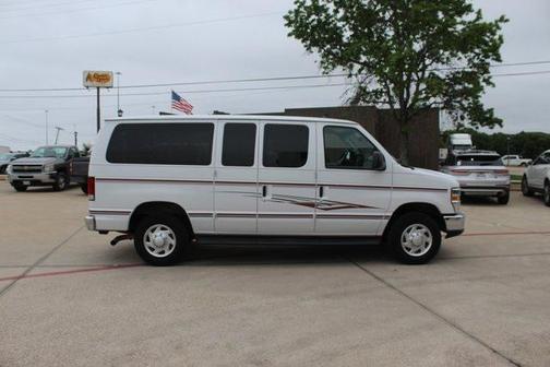 2014 Ford E350 Super Duty XLT