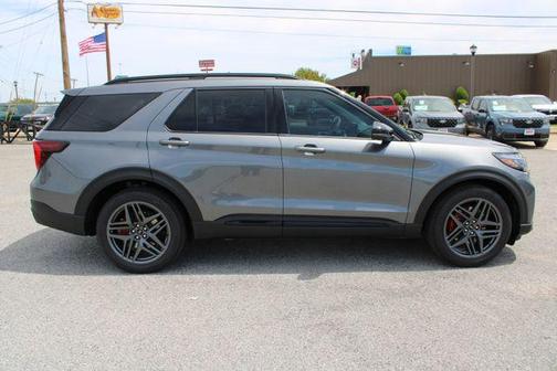 Carbonized Gray Metallic 2026 Ford Explorer ST