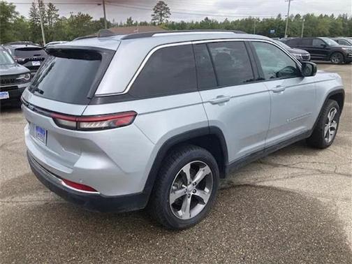 2022 Jeep Grand Cherokee 4xe Base