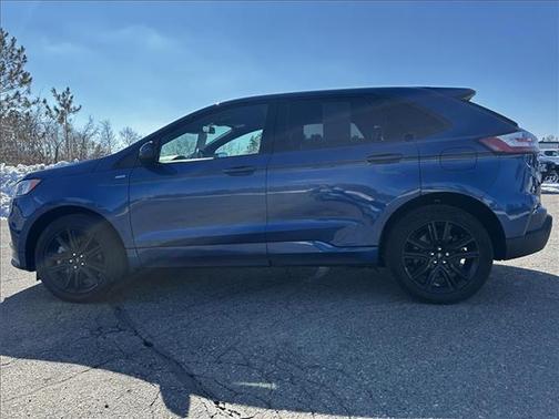 Atlas Blue Metall 2023 Ford Edge ST Line