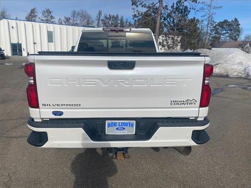 Iridescent Pearl Tricoat 2022 Chevrolet Silverado 3500 High Country