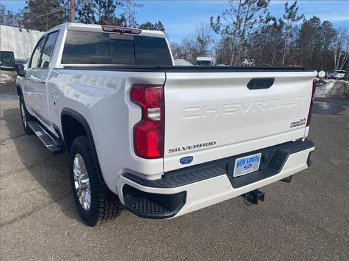 Iridescent Pearl Tricoat 2022 Chevrolet Silverado 3500 High Country