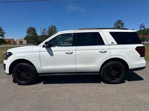 Oxford White 2022 Ford Expedition Timberline