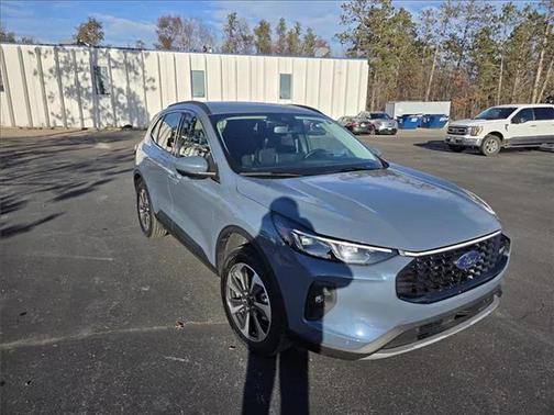 2025 Ford Escape Platinum