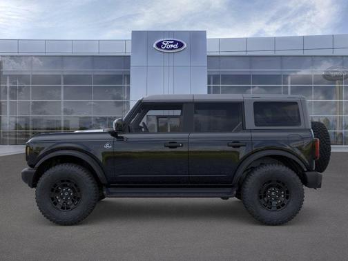 Shadow Black 2026 Ford Bronco Outer Banks