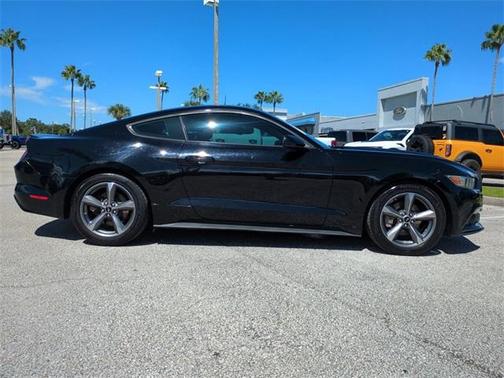 2015 Ford Mustang V6