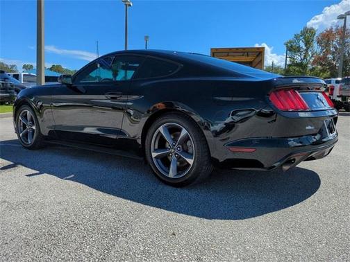 2015 Ford Mustang V6