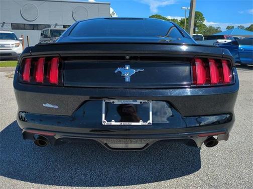 2015 Ford Mustang V6