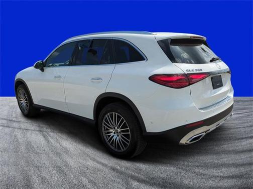 2025 Mercedes-Benz GLC 300 Base
