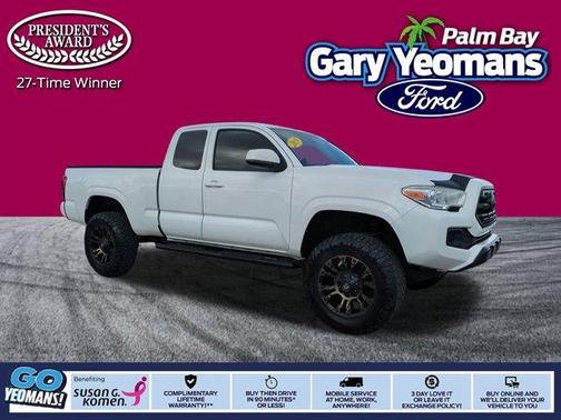 2019 Toyota Tacoma SR
