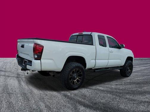 2019 Toyota Tacoma SR