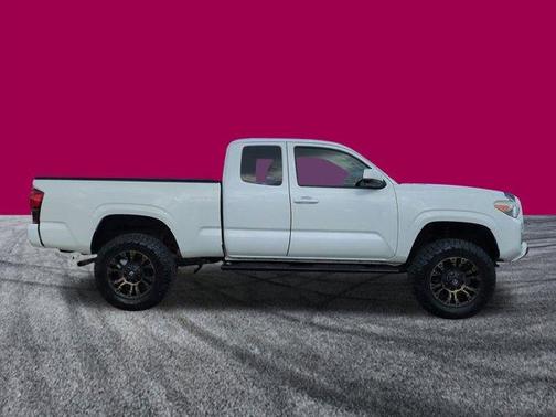 2019 Toyota Tacoma SR