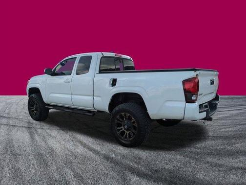 2019 Toyota Tacoma SR