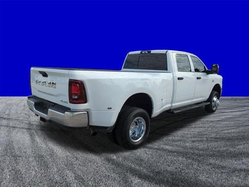 Bright White Clearcoat 2026 RAM 3500 Tradesman