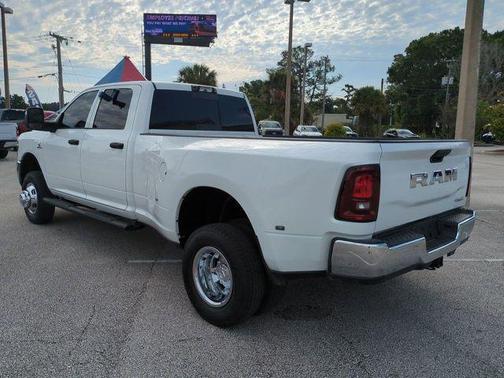 Bright White Clearcoat 2026 RAM 3500 Tradesman