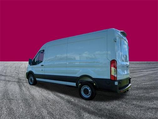 2025 Ford Transit-250 148 WB Medium Roof Cargo