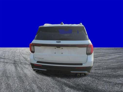 Star White 2025 Ford Explorer Platinum