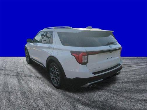 Star White 2025 Ford Explorer Platinum