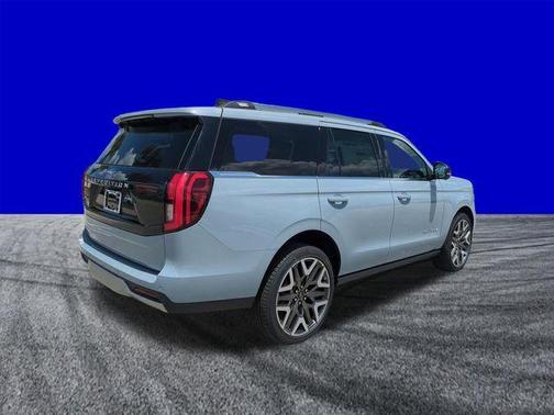Glacier Gray Metallic 2026 Ford Expedition Platinum