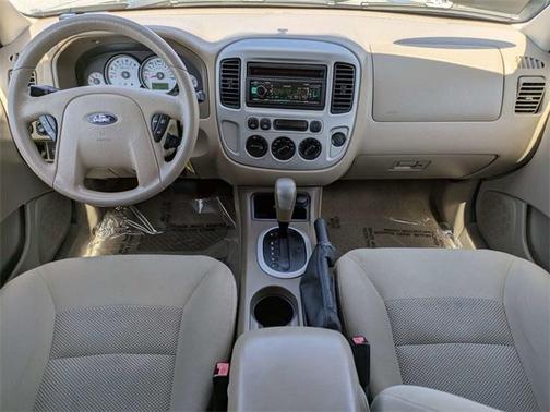 2005 Ford Escape XLT
