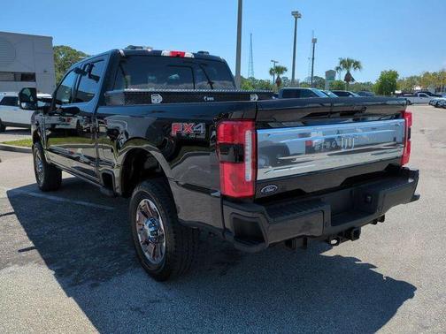 Agate Black Metallic 2025 Ford F-250 King Ranch