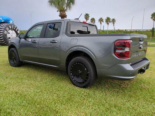 2025 Ford Maverick Lobo High