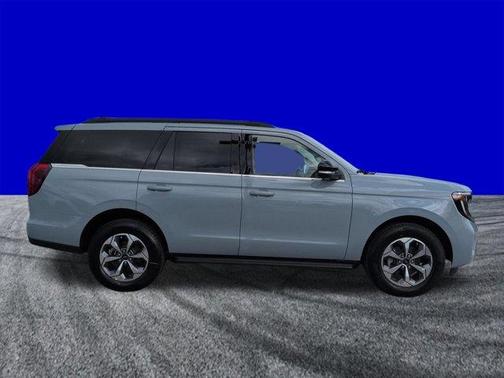 Glacier Gray Metallic 2027 Ford Expedition ACTIVE